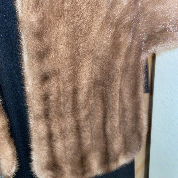 Women’s VTG Possible Mink SCHUMACHER FUR CO. PORTLAND, ORE Fur Stole Shawl Wrap - Picture 3 of 13